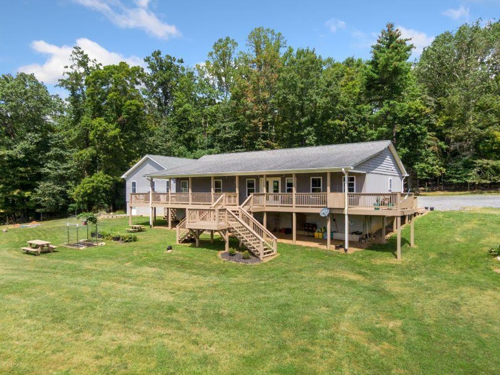 Photo of 446 Good Neighbors Rd, Check, VA 24072 (MLS # 109278)