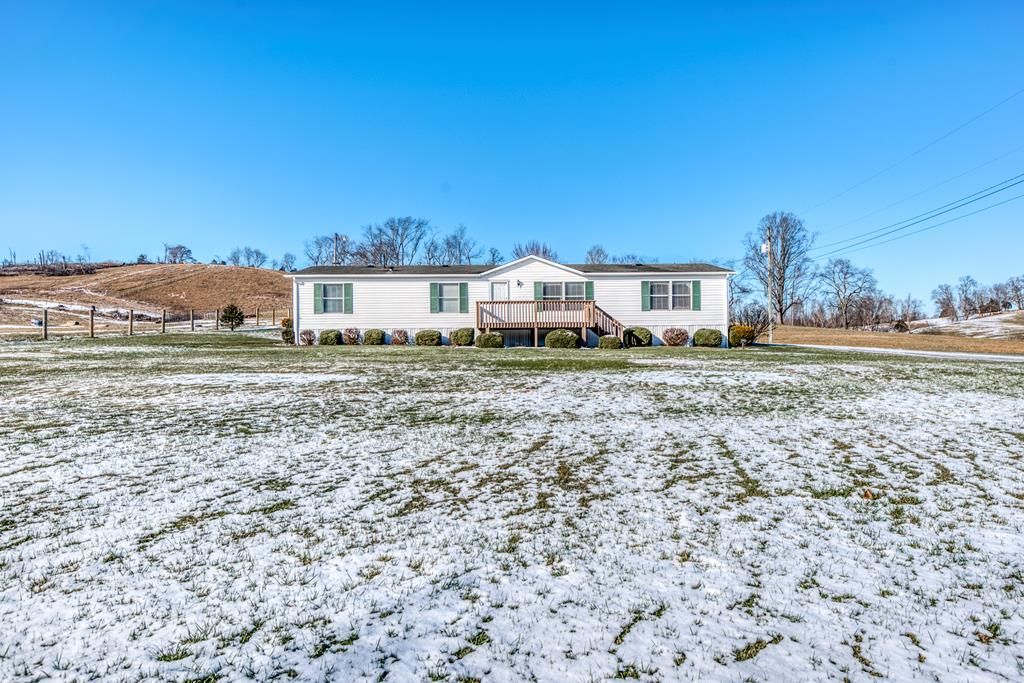 Photo of 28185 Rivermont Drive, Meadowview, VA 24361 (MLS # 104347)