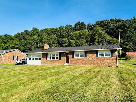 28236 LEE HWY, MEADOWVIEW, VA 24361 - Image 3dc95ff0cfc7bdbc9c4642bd2d588e27/2582476843