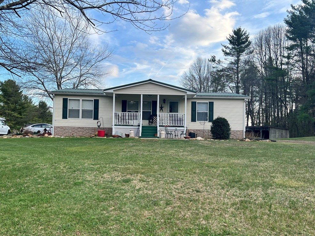 Photo of 4406 Keno Rd, Laurel Fork, VA 24352 (MLS # 109466)