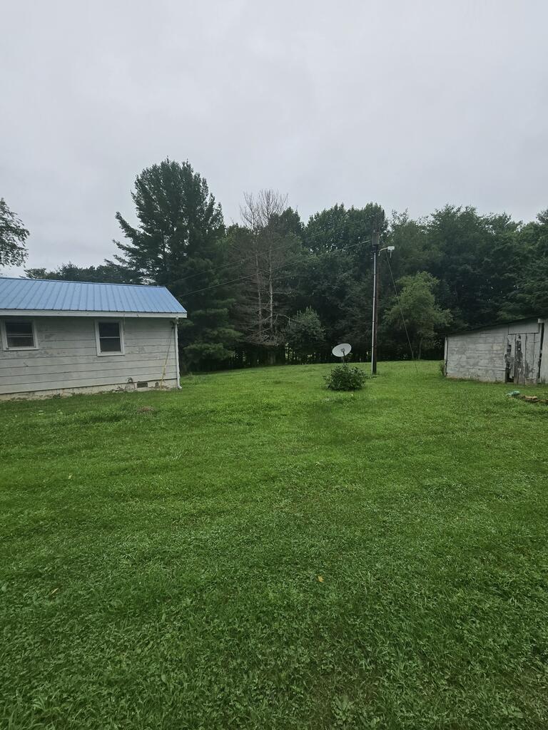 Photo of 469 Huddle Rd, Ivanhoe, VA 24350 (MLS # 112103)