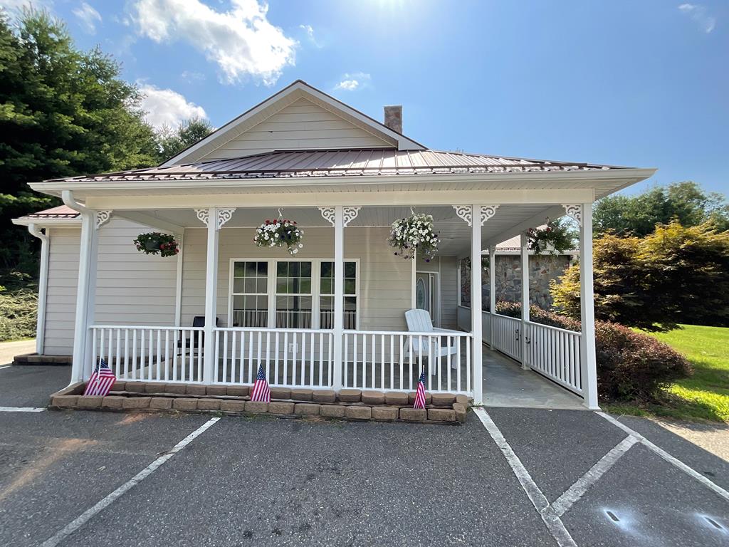Photo of 1236 Bear Trail, Cana, VA 24317 (MLS # 112306)