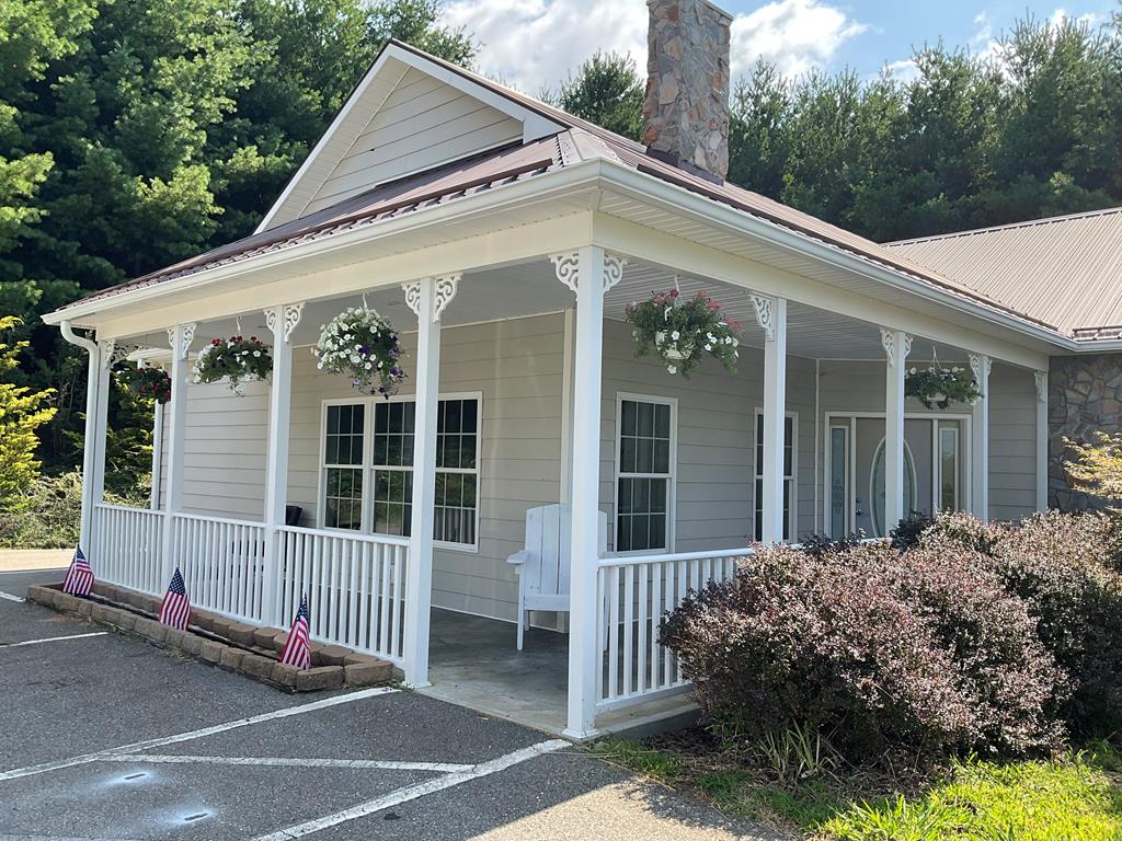 Photo of 1236 Bear Trail, Cana, VA 24317 (MLS # 112306)
