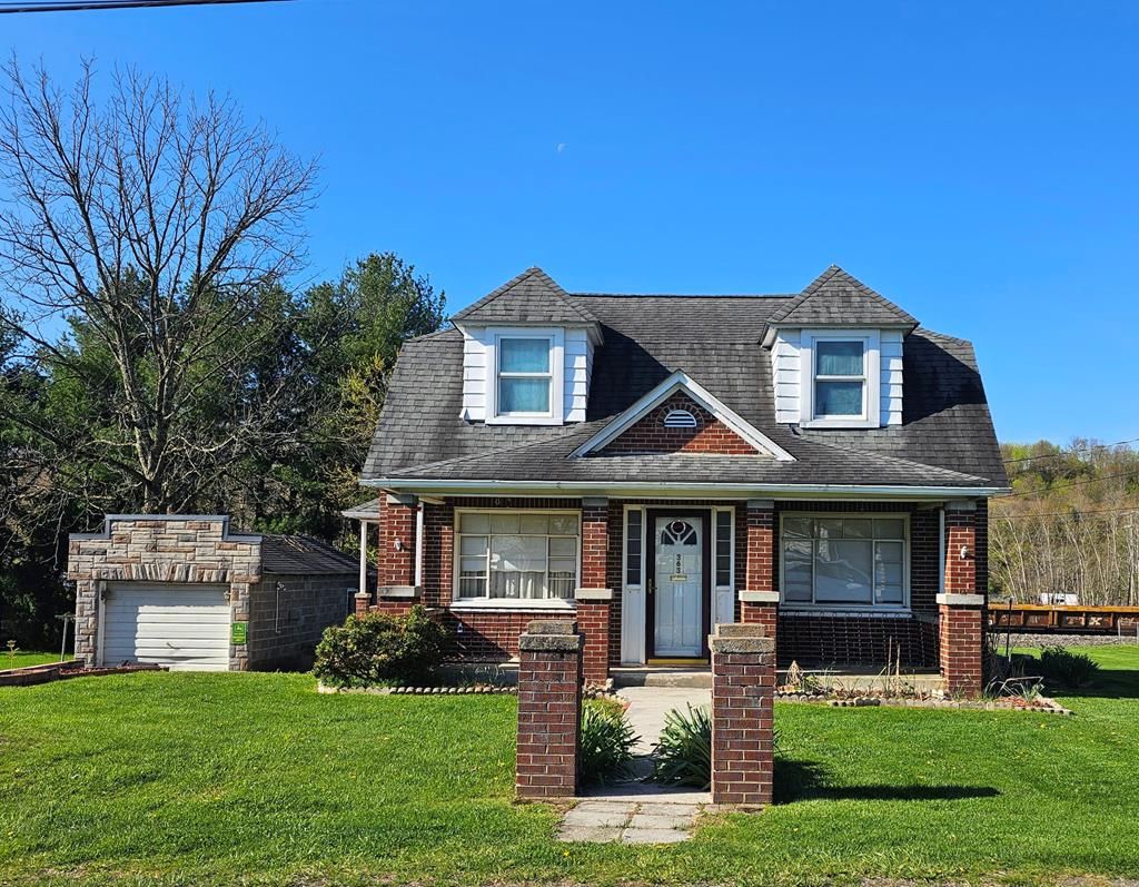 Photo of 363 Valleyview Street, North Tazewell, VA 24630 (MLS # 109588)