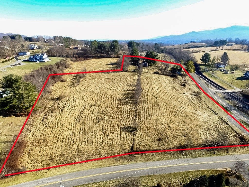 Photo of 483 Old Stage Road #0, Wytheville, VA 24382 (MLS # 105768)