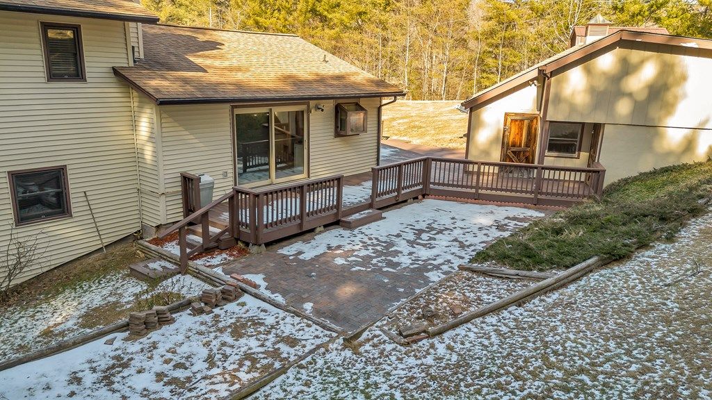 Photo of 1324 Ripshin Rd, Troutdale, VA 24378 (MLS # 104705)