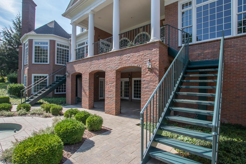 14456 Highlands Trail