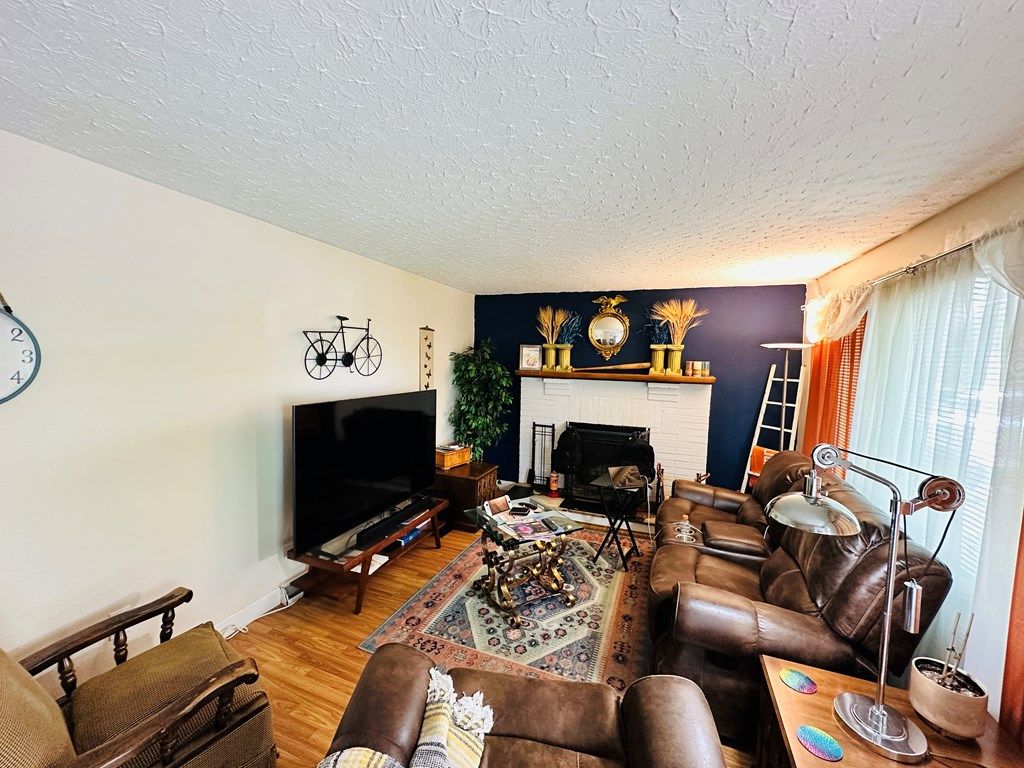 Photo of 312 SW Lowry Street, Abingdon, VA 24210 (MLS # 109755)