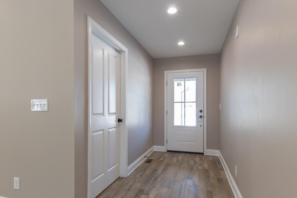 Photo of 17140 Sedona Drive, Abingdon, VA 24211 (MLS # 105759)