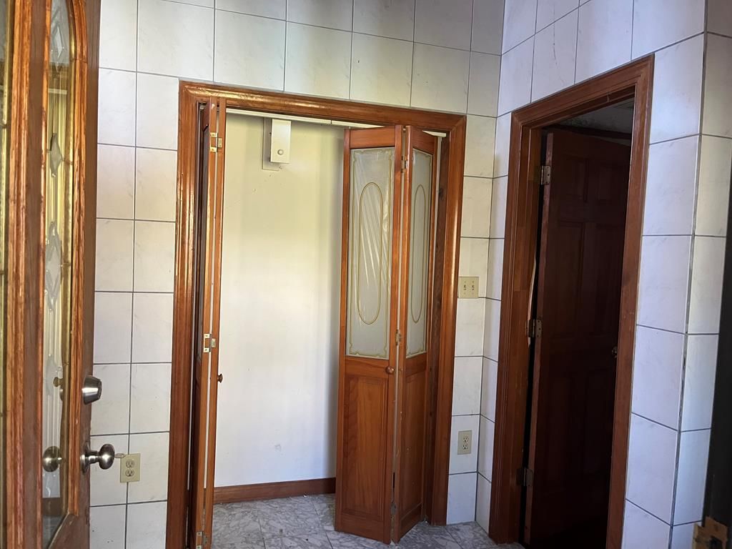 Photo of 281 Linwood Drive, Richlands, VA 24641 (MLS # 104225)