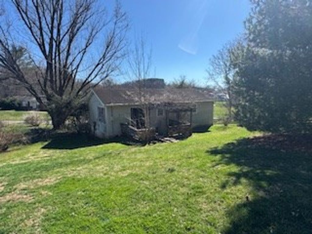 Photo of 3125 Old Stage Road, Glade Spring, VA 24340 (MLS # 109121)