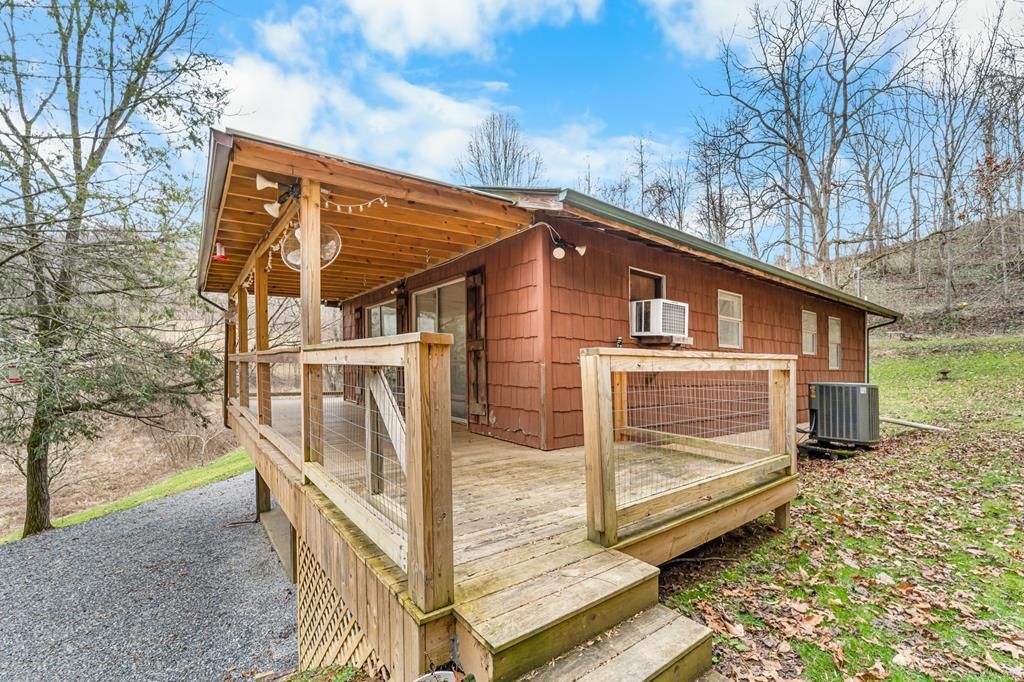 Photo of 7463 Bobwhite Road, Meadowview, VA 24361 (MLS # 104581)
