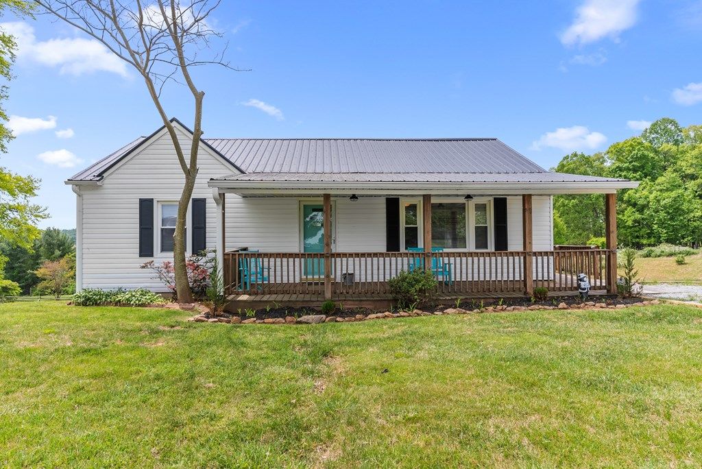 Photo of 4532 NC Highway 18 N, Sparta, NC 28675 (MLS # 110150)