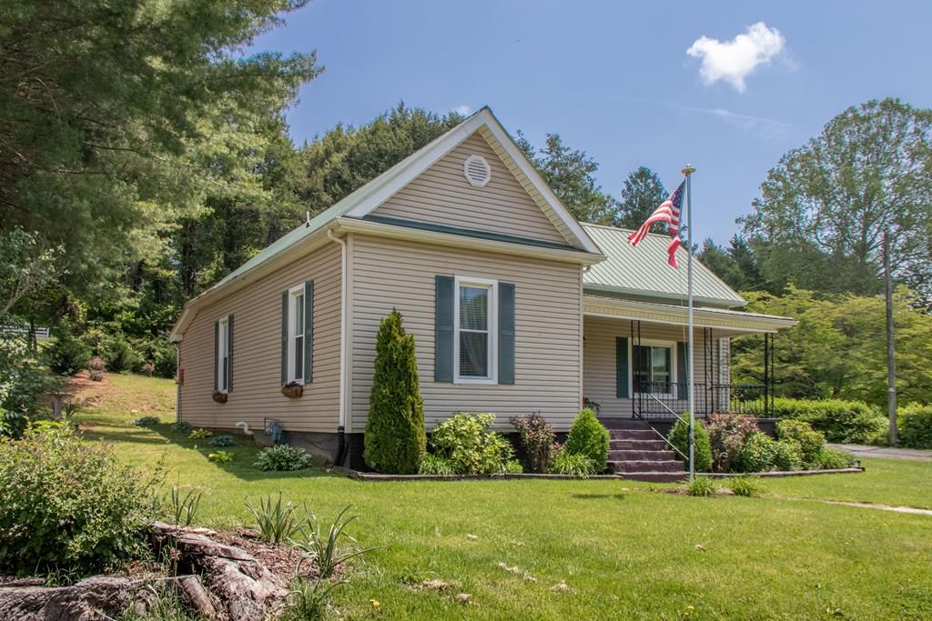 Photo of 435 Sulpher Spring Road, Chilhowie, VA 24319 (MLS # 109258)
