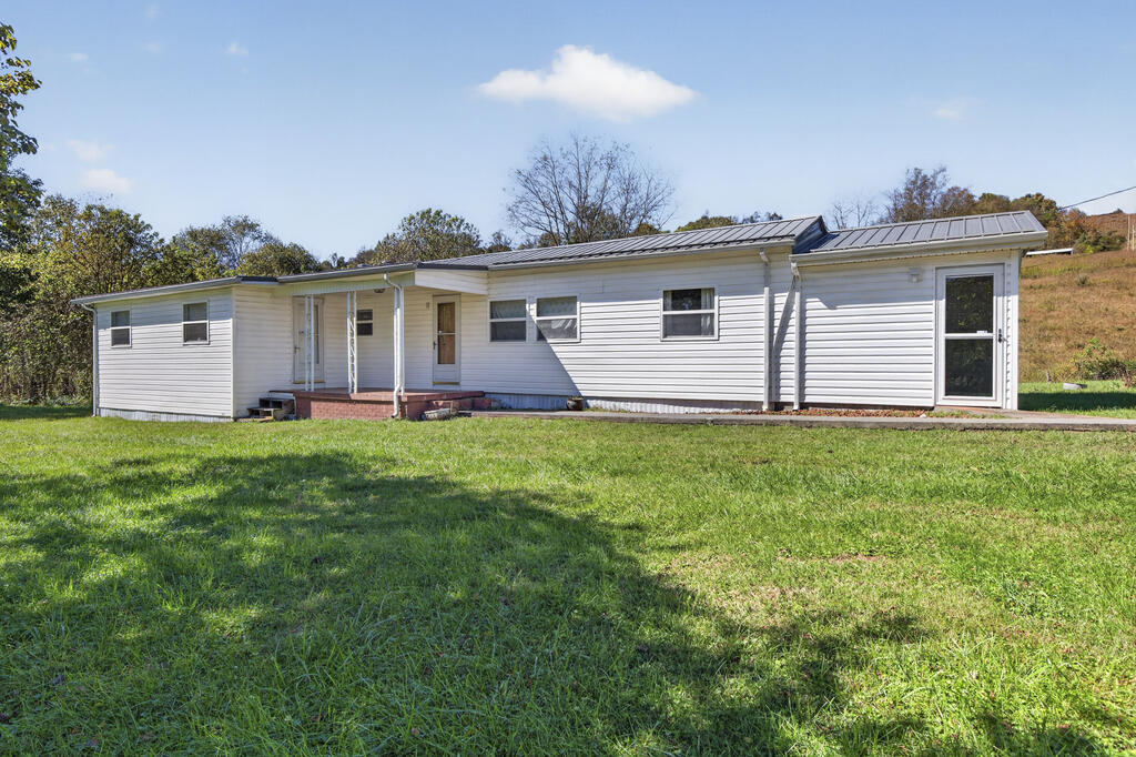 Photo of 3751 River Mountain Rd, Lebanon, VA 24266 (MLS # 112272)