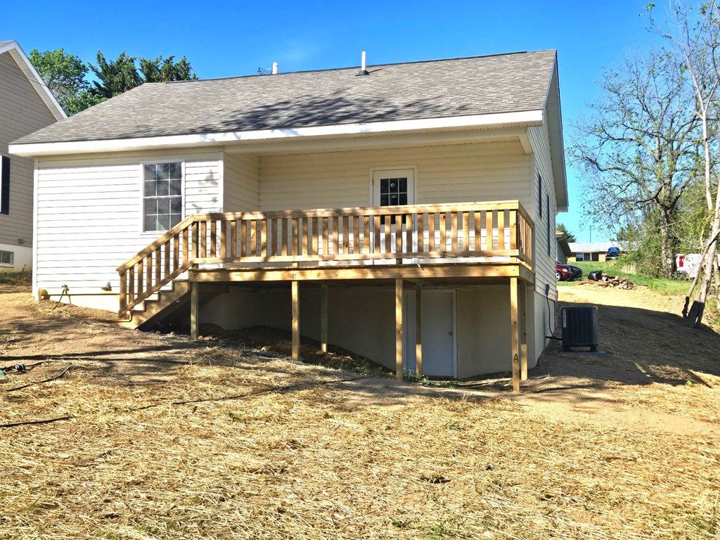 Photo of 445 S 14th Street, Wytheville, VA 24382 (MLS # 109750)