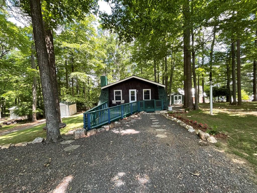 Photo of 50 Alpine Crest, Fancy Gap, VA 24328 (MLS # 110594)