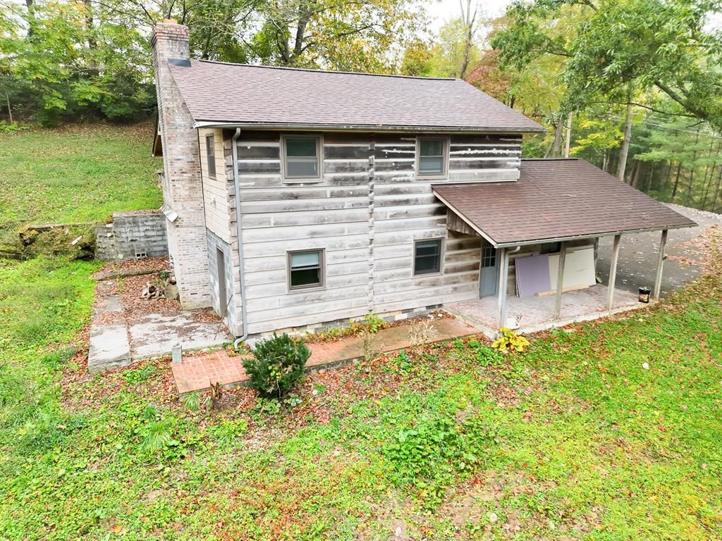 Photo of 386 Keen Road, Pounding Mill, VA 24637 (MLS # 104409)