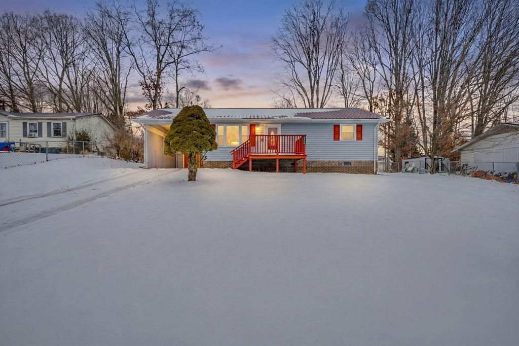 Photo of 12129 Retford Road, Coeburn, VA 24230 (MLS # 105758)