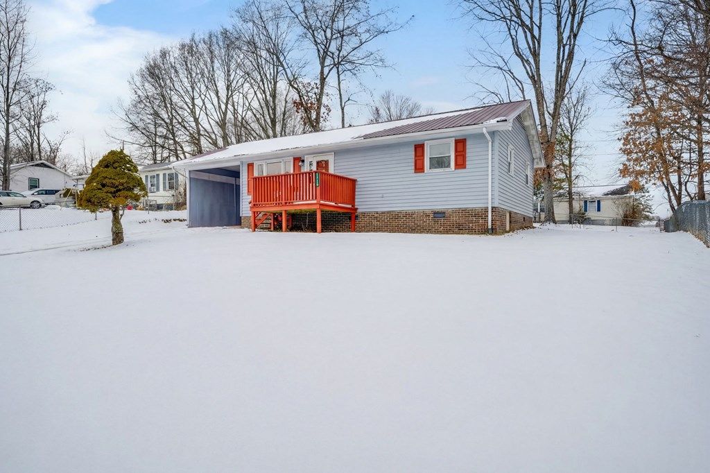 Photo of 12129 Retford Road, Coeburn, VA 24230 (MLS # 105758)