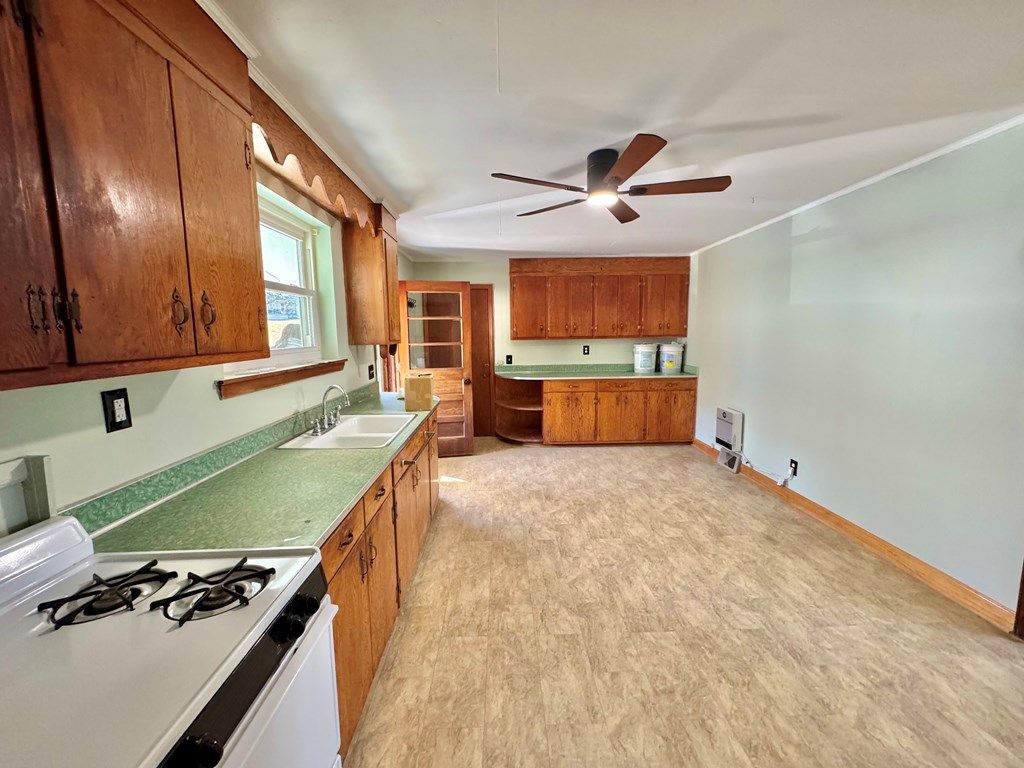 Photo of 2067 Castleton Road, Max Meadows, VA 24360 (MLS # 104039)