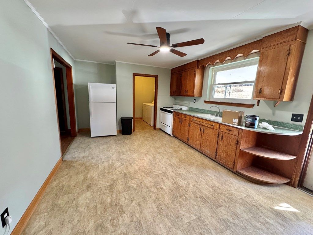 Photo of 2067 Castleton Road, Max Meadows, VA 24360 (MLS # 104039)