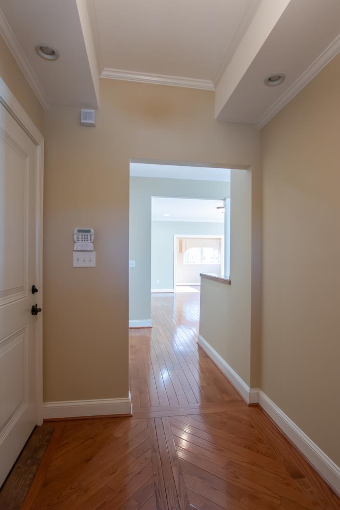 Bristol, Virginia 24202, United States, 3 Bedrooms Bedrooms, ,3 BathroomsBathrooms,Residential,Active,2525