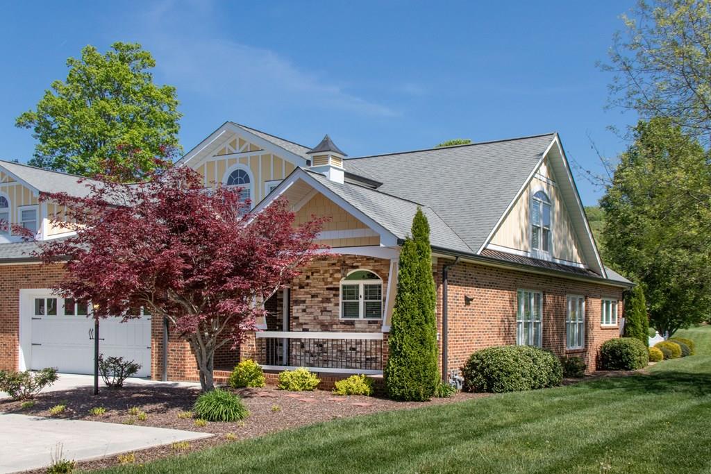 Bristol, Virginia 24202, United States, 3 Bedrooms Bedrooms, ,3 BathroomsBathrooms,Residential,Active,2525