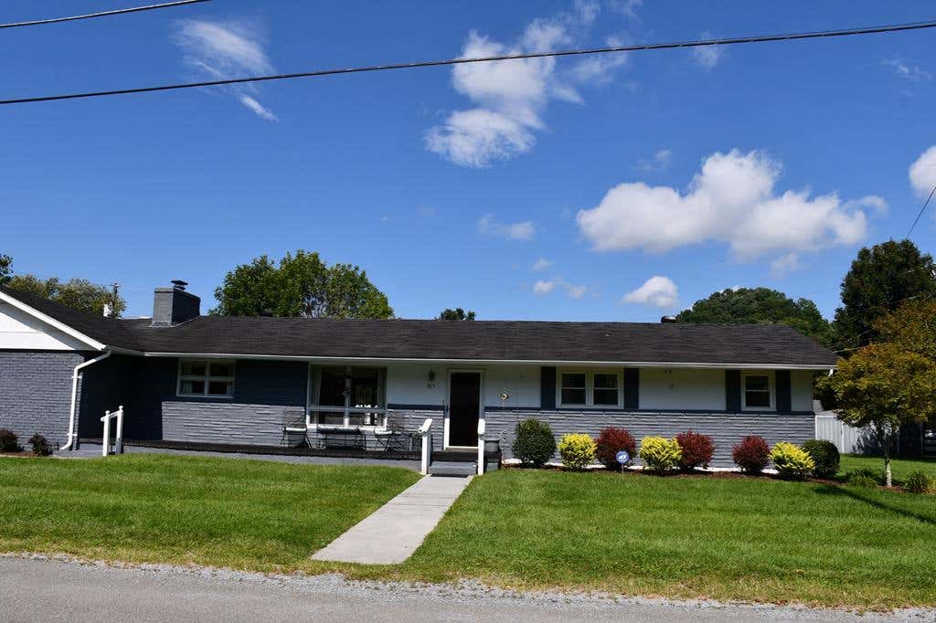 Photo of 305 Birch Lane, Cedar Bluff, VA 24609 (MLS # 111334)