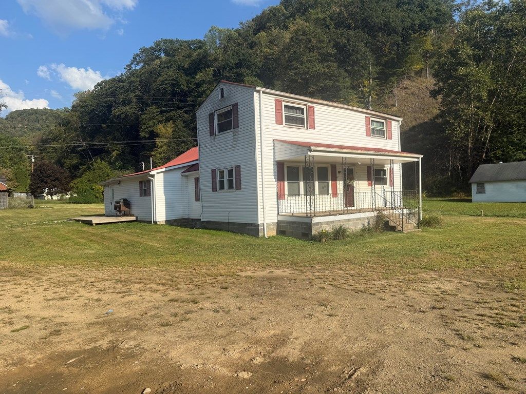 Photo of 17433 Dismal River Rd, Whitewood, VA 24657 (MLS # 103483)
