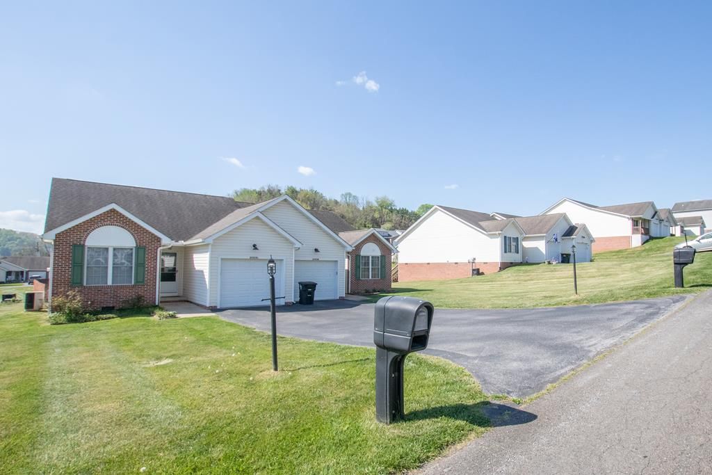 Photo of TBD Deer Run Drive, Abingdon, VA 24211 (MLS # 109732)
