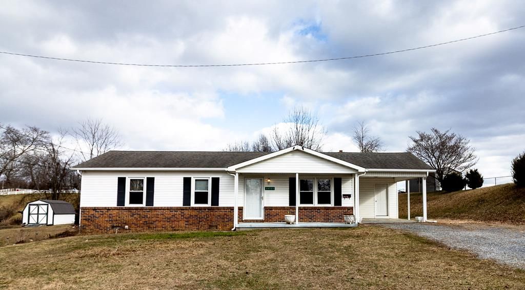 Photo of 34205 Stagecoach Rd, Glade Spring, VA 24340 (MLS # 104547)