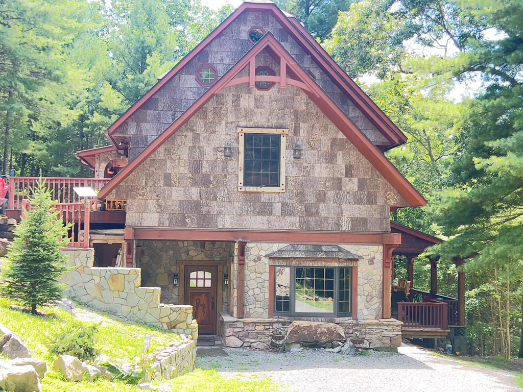 Photo of 269 Old Bear Trail, Ivanhoe, VA 24350 (MLS # 99814)