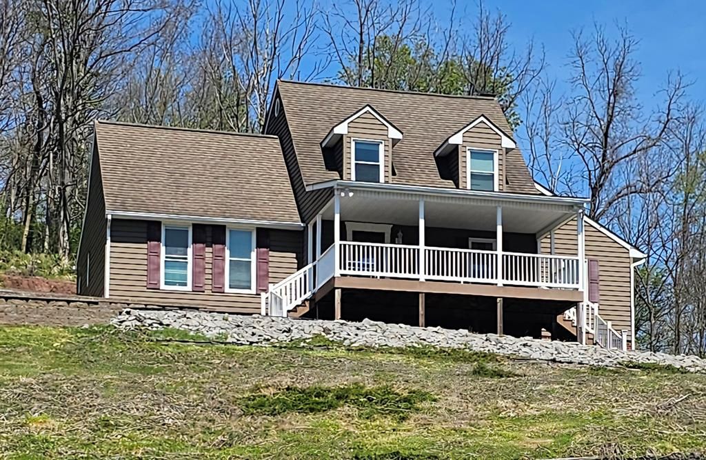 Photo of 945 Fincastle Tpke, Tazewell, VA 24651 (MLS # 109613)