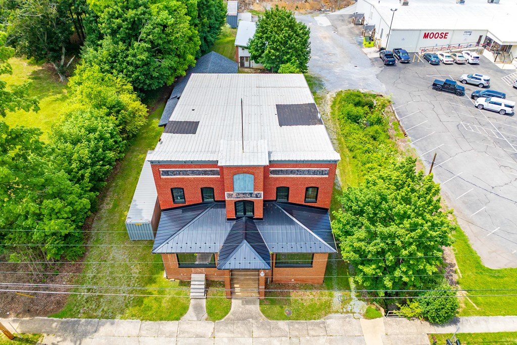 1340 W Main St