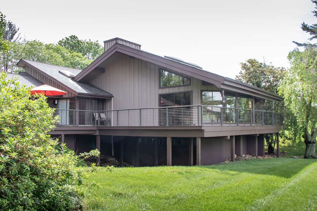 Bristol, Tennessee 37620, United States, 6 Bedrooms Bedrooms, ,5 BathroomsBathrooms,Residential,Active,108978