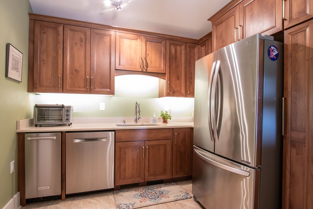 Bristol, Tennessee 37620, United States, 6 Bedrooms Bedrooms, ,5 BathroomsBathrooms,Residential,Active,108978