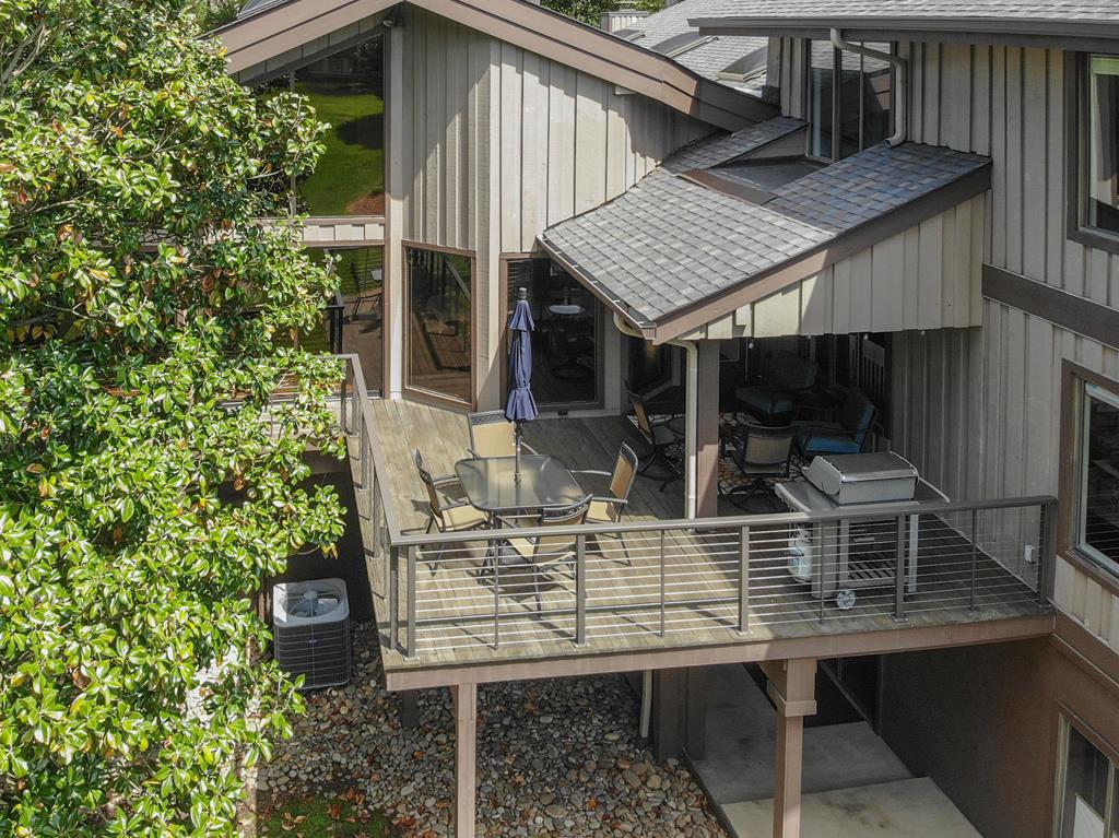 Bristol, Tennessee 37620, United States, 6 Bedrooms Bedrooms, ,5 BathroomsBathrooms,Residential,Active,108978