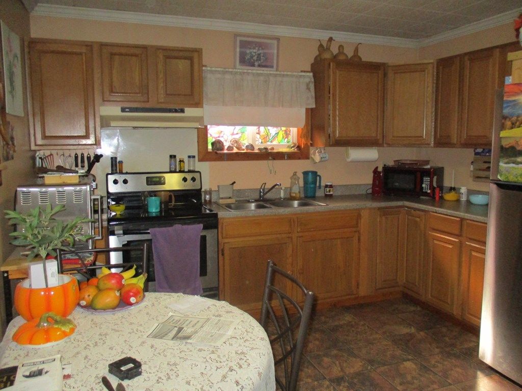 Photo of 353 Brushy Mountain Road, Marion, VA 24354 (MLS # 105924)