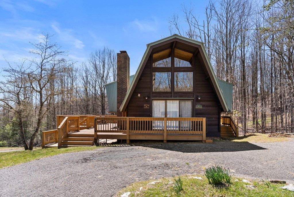 Photo of 58 Meadowview Trail, Fancy Gap, VA 24328 (MLS # 109456)