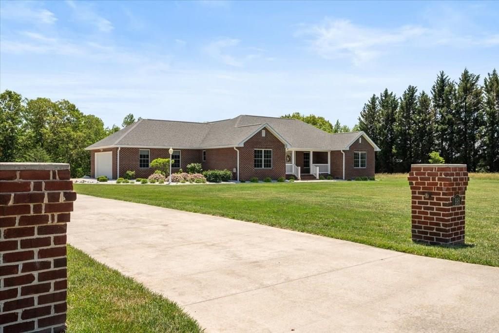 Photo of 898 Bear Trail, Cana, VA 24317 (MLS # 110595)