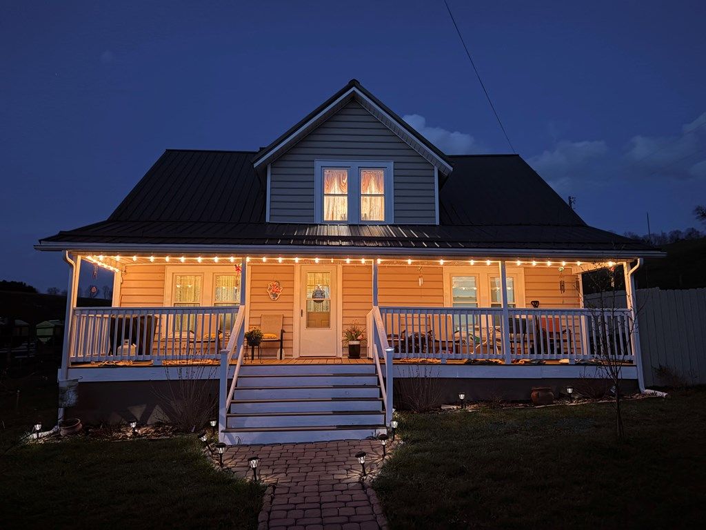 Photo of 1363 Forest Oak Road, Woodlawn, VA 24381 (MLS # 109500)