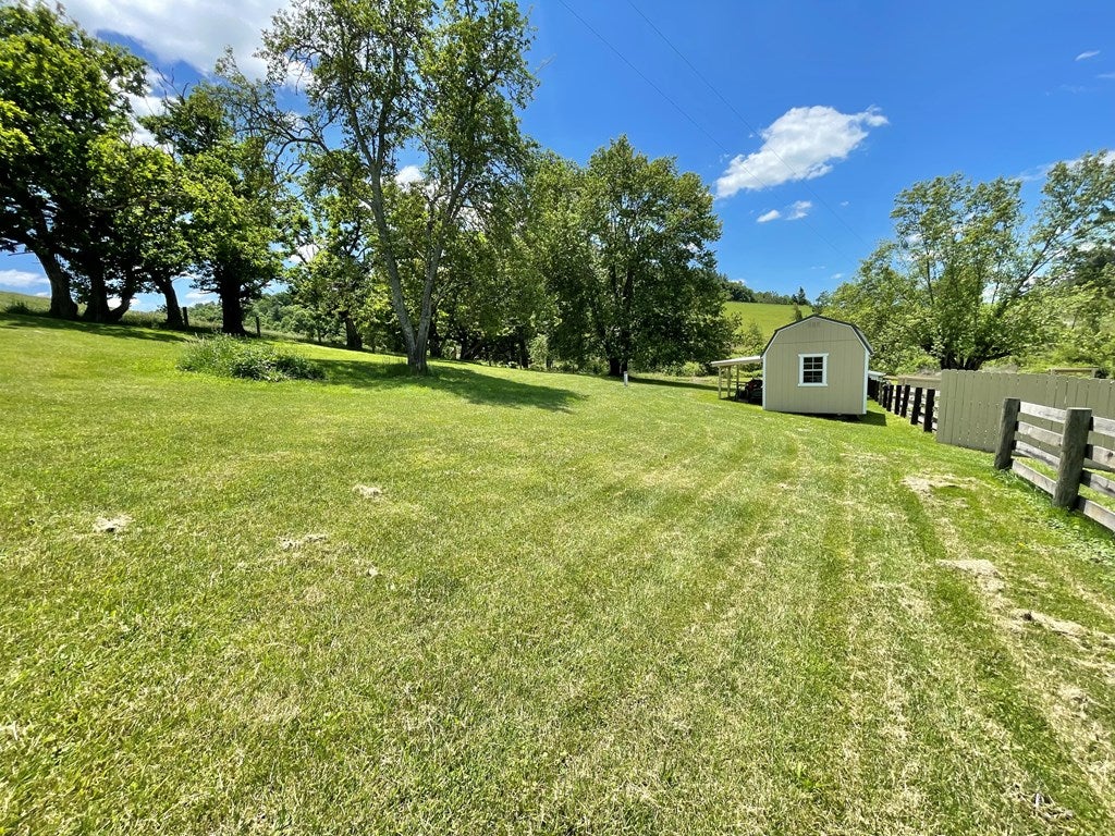 Photo of 1363 Forest Oak Road, Woodlawn, VA 24381 (MLS # 109500)