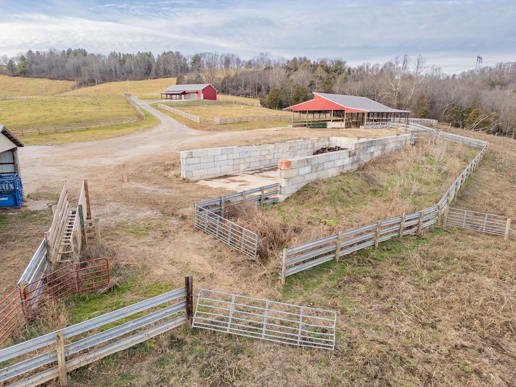 Max Meadows, Virginia 24360, United States, 2 Bedrooms Bedrooms, ,2 BathroomsBathrooms,Residential,Contingent,11515