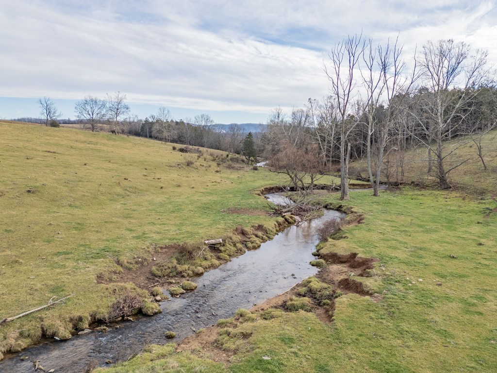 Max Meadows, Virginia 24360, United States, 2 Bedrooms Bedrooms, ,2 BathroomsBathrooms,Residential,Contingent,11515