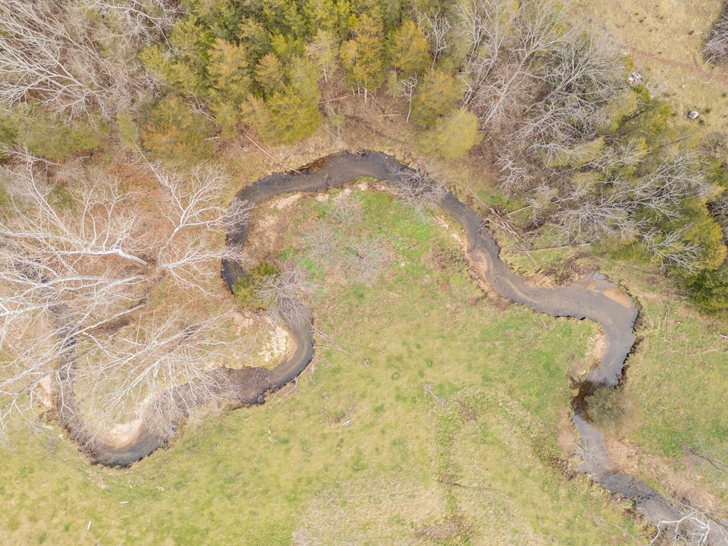 Max Meadows, Virginia 24360, United States, 2 Bedrooms Bedrooms, ,2 BathroomsBathrooms,Residential,Contingent,11515