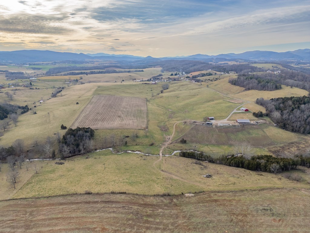 Max Meadows, Virginia 24360, United States, 2 Bedrooms Bedrooms, ,2 BathroomsBathrooms,Residential,Contingent,11515