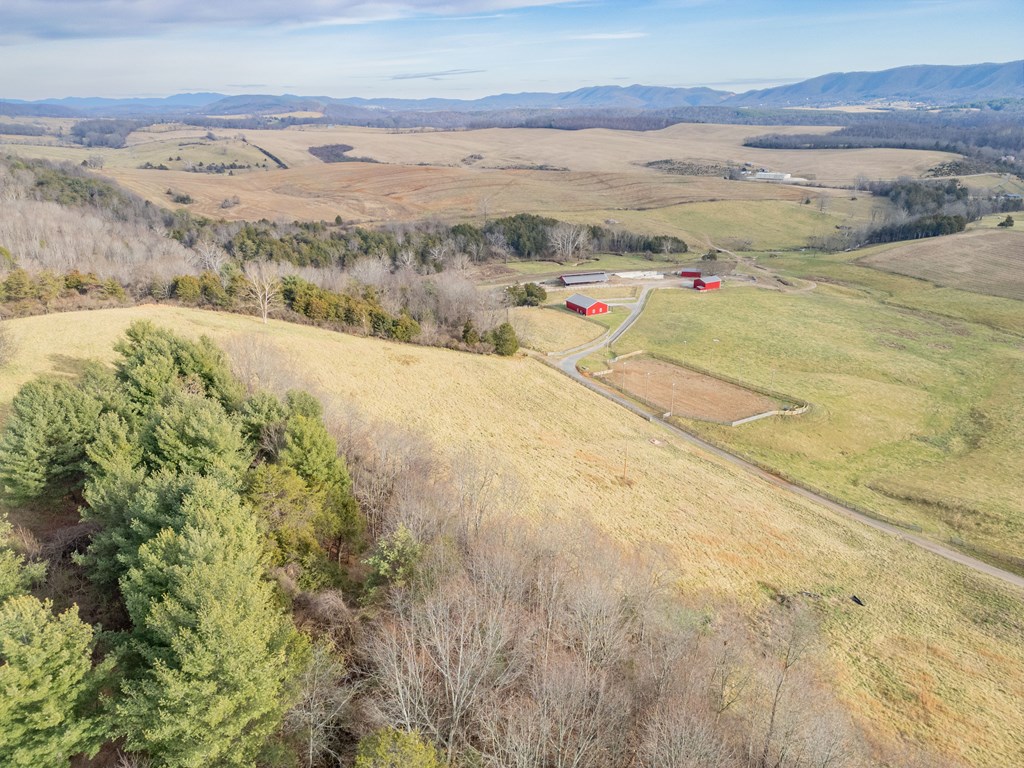 Max Meadows, Virginia 24360, United States, 2 Bedrooms Bedrooms, ,2 BathroomsBathrooms,Residential,Contingent,11515