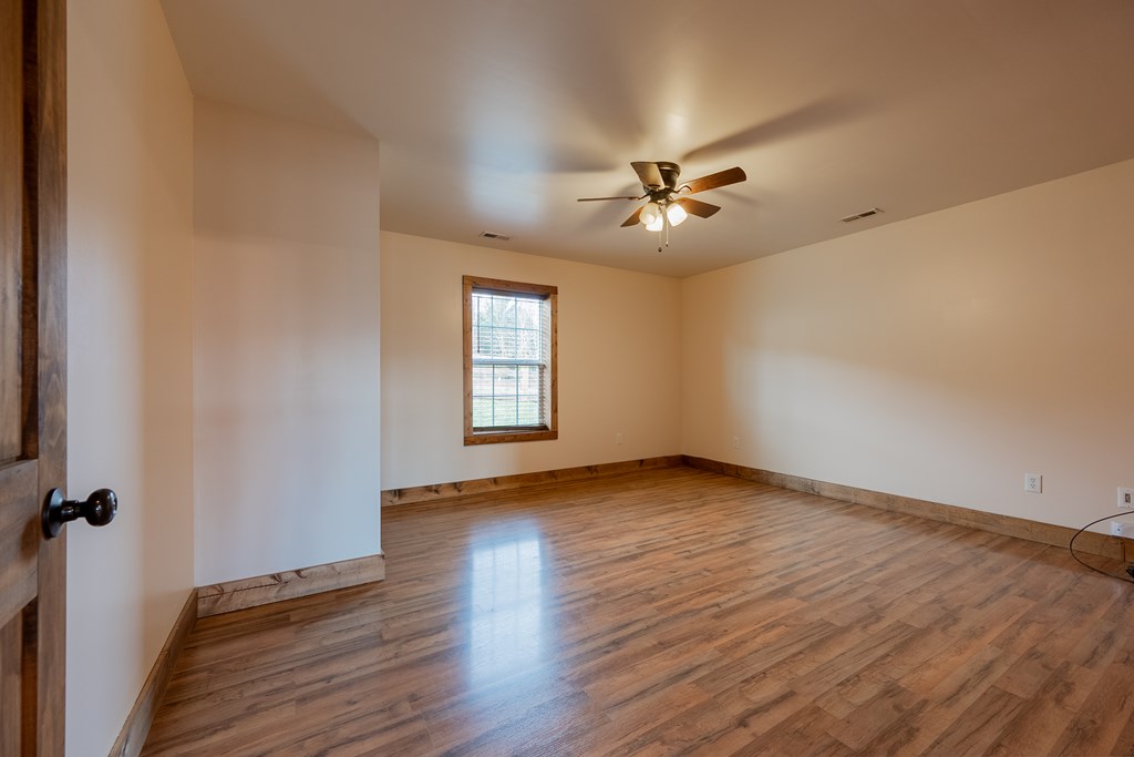 Max Meadows, Virginia 24360, United States, 2 Bedrooms Bedrooms, ,2 BathroomsBathrooms,Residential,Contingent,11515