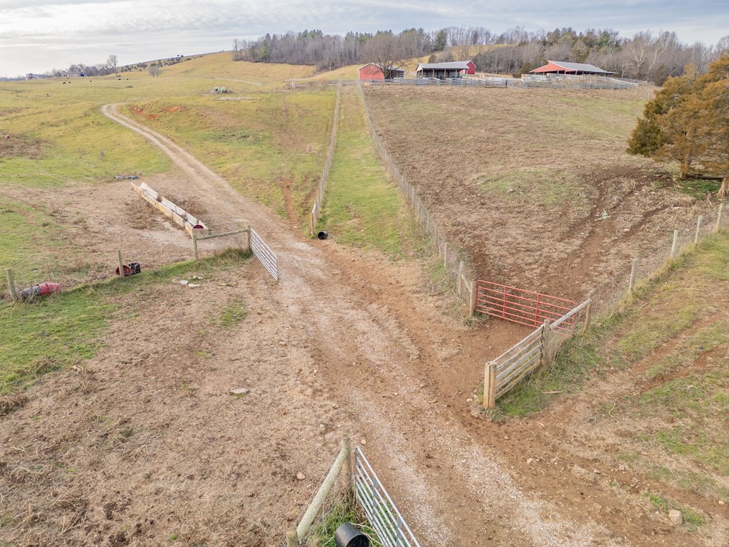 Max Meadows, Virginia 24360, United States, 2 Bedrooms Bedrooms, ,2 BathroomsBathrooms,Residential,Contingent,11515